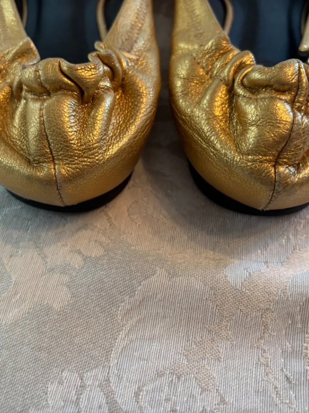 Tory Burch Mettalic Gold Leather Ballet Flats Size 7W Quiet Luxury